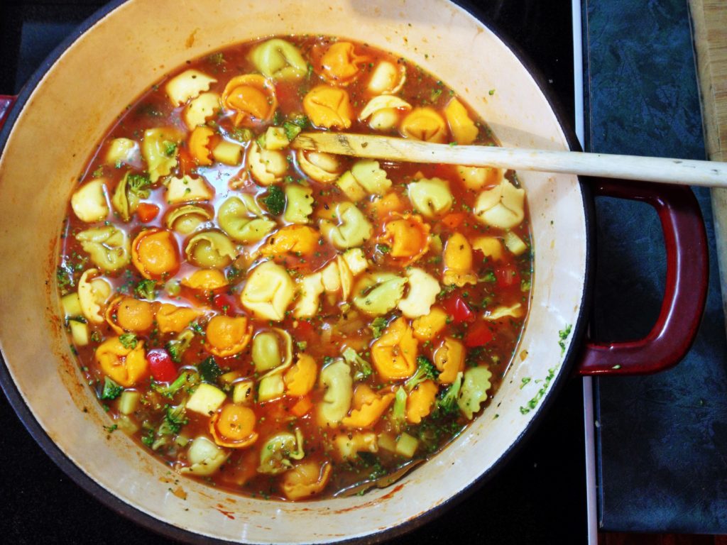 Tomato Vegetable Tortellini Soup